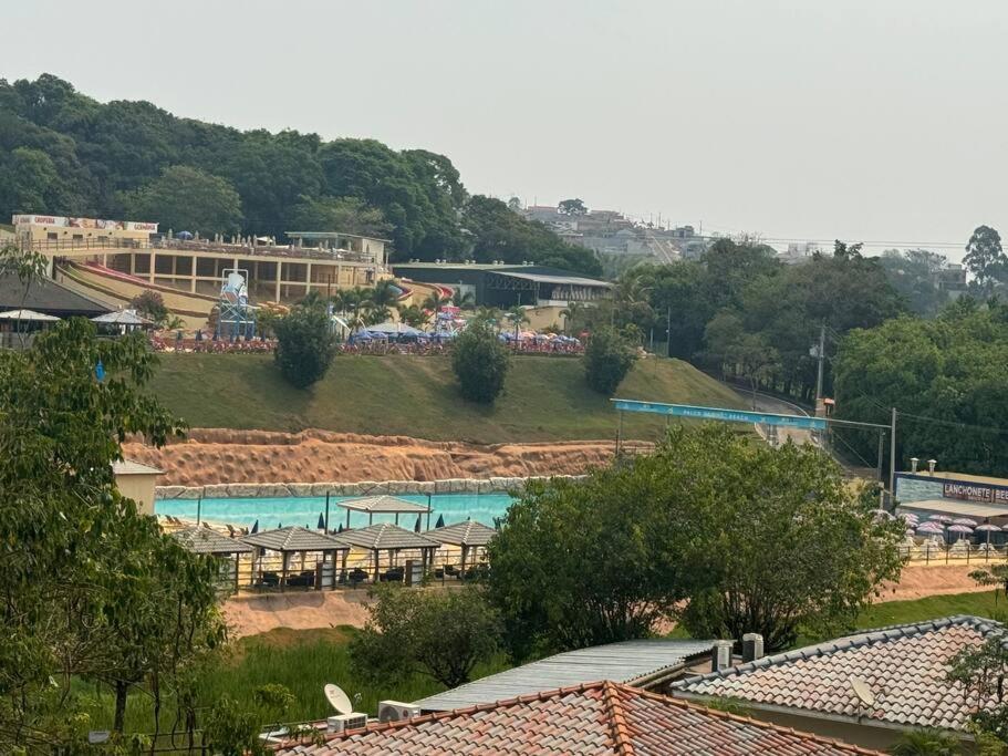 فيلا Casa Dentro Parque Aquatico Águas de Lindóia المظهر الخارجي الصورة