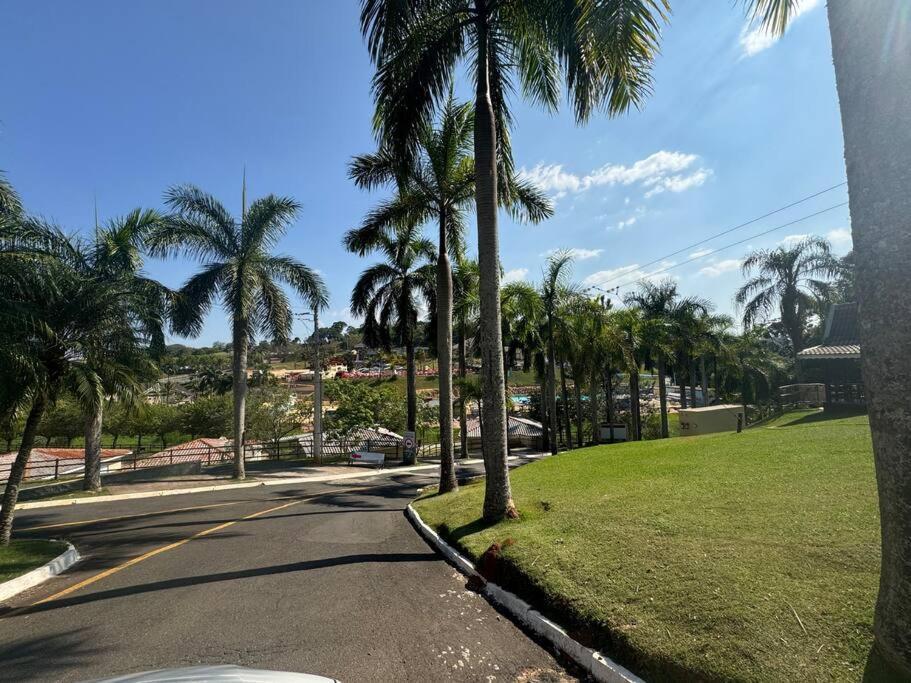 فيلا Casa Dentro Parque Aquatico Águas de Lindóia المظهر الخارجي الصورة