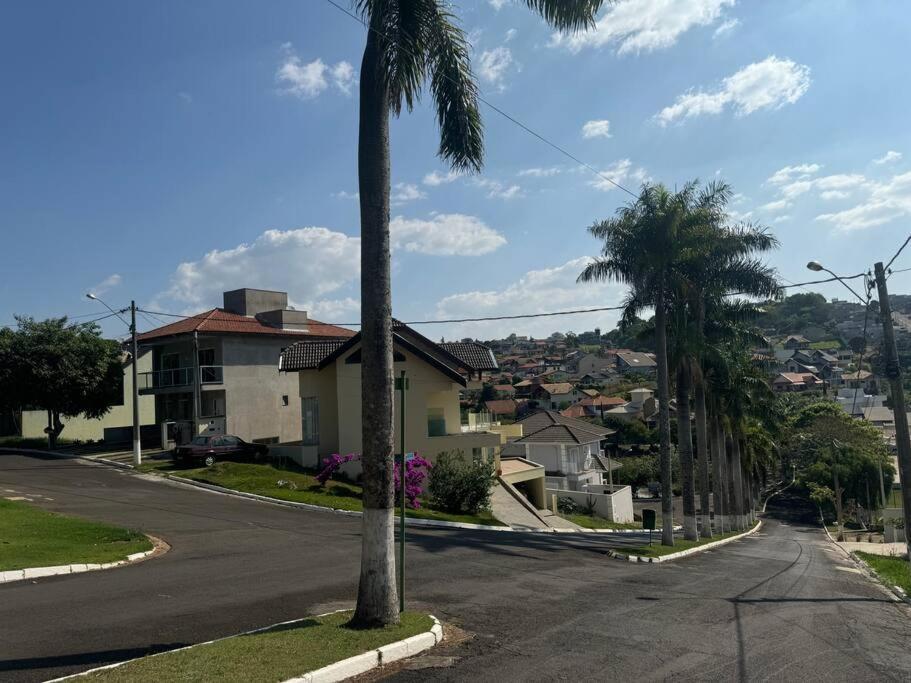 فيلا Casa Dentro Parque Aquatico Águas de Lindóia المظهر الخارجي الصورة